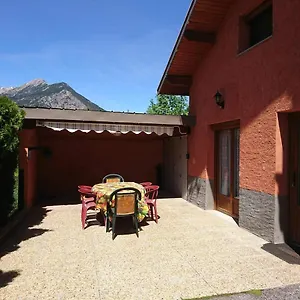 Appartement Maison Mitoyenne Avec Terrasse, Villar-Saint-Pancrace